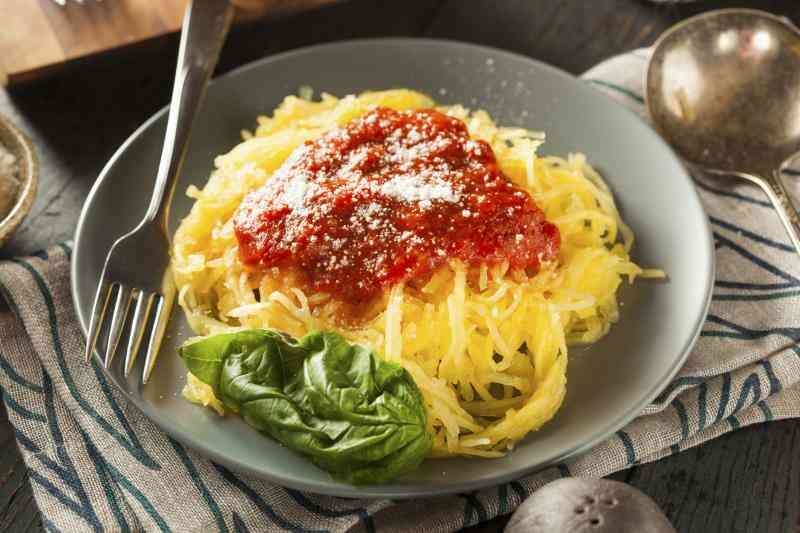 Spaghetti with Spaghetti-make pumpkin