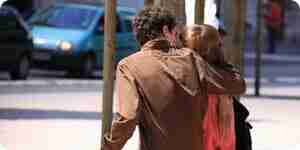 First-Date Kissing: Dating Advice for a First Date Kiss