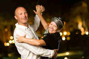 Plan a Romantic Anniversary