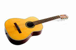 how to play chords on a guitar